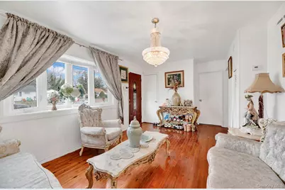 34 Tamarack Street, Central Islip, NY 11722 - Photo 3