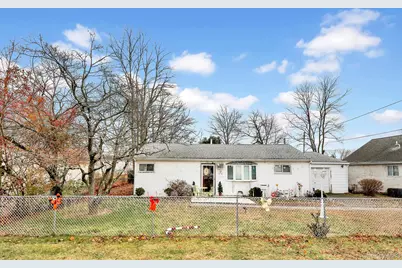 34 Tamarack Street, Central Islip, NY 11722 - Photo 19