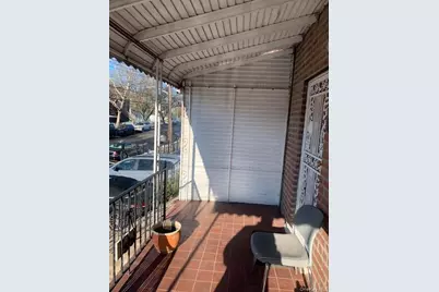 1052 Brinsmade Avenue, Bronx, NY 10465 - Photo 3