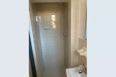 1052 Brinsmade Avenue, Bronx, NY 10465 - Photo 31