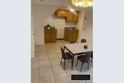 1052 Brinsmade Avenue, Bronx, NY 10465 - Photo 27