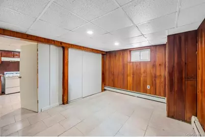 181 Martens Avenue, Valley Stream, NY 11580 - Photo 35