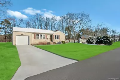 1611 Baldwin Boulevard, Bay Shore, NY 11706 - Photo 3