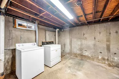 1611 Baldwin Boulevard, Bay Shore, NY 11706 - Photo 23