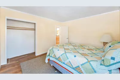 1611 Baldwin Boulevard, Bay Shore, NY 11706 - Photo 17