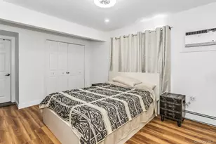 38 Fireplace Ln, Hicksville, NY 11801 - Photo 9