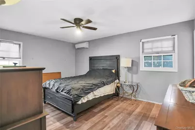 11 Seward Lane, Stony Brook, NY 11790 - Photo 7