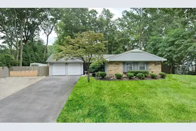 11 Seward Lane, Stony Brook, NY 11790 - Photo 1