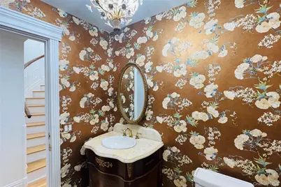 164 Rock Creek Lane, Scarsdale, NY 10583 - Photo 19