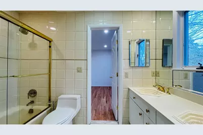 164 Rock Creek Lane, Scarsdale, NY 10583 - Photo 21