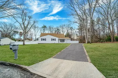 10 Cottonwood Avenue, Port Jefferson Station, NY 11776 - Photo 31