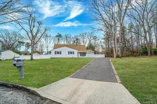 10 Cottonwood Ave, Port Jefferson Station, NY 11776 - Photo 31