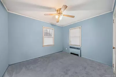 41 Brookside Court, Copiague, NY 11726 - Photo 11