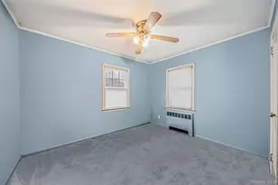 41 Brookside Ct, Copiague, NY 11726 - Photo 11