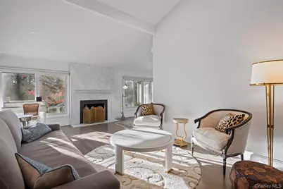 1824 Majors Path, Southampton, NY 11968 - Photo 11