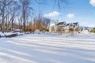 141 Sidney Ct, Yorktown Heights, NY 10598 - Photo 33