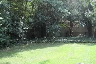 26 Ridge Dr E, Roslyn, NY 11576 - Photo 25