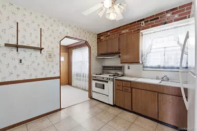 157-49 84th Street, Howard Beach, NY 11414 - Photo 9