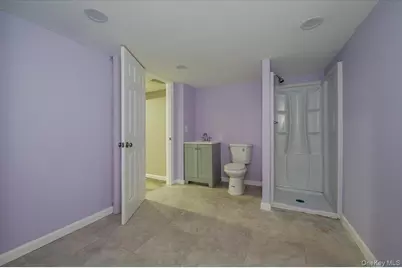 1 Parkside Drive, Great Neck, NY 11021 - Photo 29