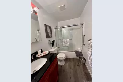 280 Bellmore Avenue #122, East Islip, NY 11730 - Photo 9