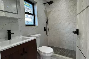 147-50 231st St, Springfield Gardens, NY 11413 - Photo 7