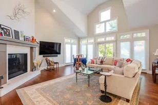 38 Fieldstone Ln, Oyster Bay, NY 11771 - Photo 13