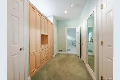 38 Fieldstone Lane, Oyster Bay, NY 11771 - Photo 21