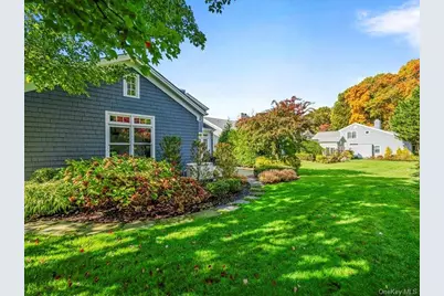 38 Fieldstone Lane, Oyster Bay, NY 11771 - Photo 35