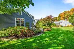 38 Fieldstone Ln, Oyster Bay, NY 11771 - Photo 35