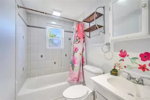 6 Regal Ln, Levittown, NY 11756 - Photo 15