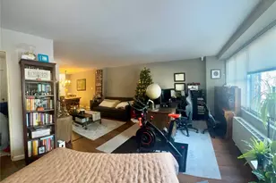 61-20 Grand Central Pkwy, Forest Hills, NY 11375 - Photo 13