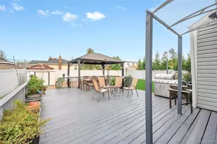 154 8th St, Bethpage, NY 11714 - Photo 19