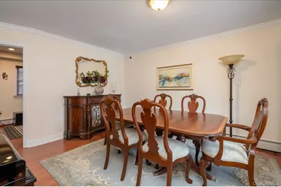 8 Hillside Lane, Syosset, NY 11791 - Photo 13