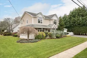 8 Hillside Ln, Syosset, NY 11791 - Photo 3