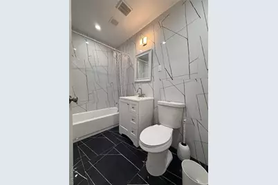 260 Hutchinson Boulevard, Mount Vernon, NY 10552 - Photo 17