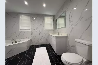 260 Hutchinson Boulevard, Mount Vernon, NY 10552 - Photo 25