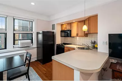 1 Franklin Avenue #4G, White Plains, NY 10601 - Photo 7