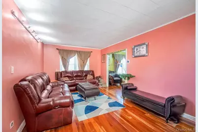 8108 164th Place, Jamaica, NY 11432 - Photo 3