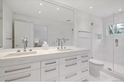 3 Horseshoe Road, Old Westbury, NY 11568 - Photo 25