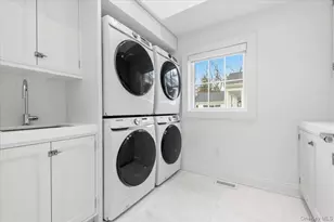 3 Horseshoe Rd, Old Westbury, NY 11568 - Photo 31