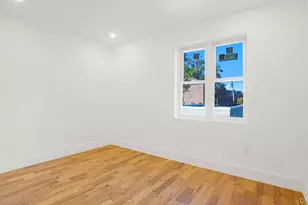 1011 E 221st St, Bronx, NY 10469 - Photo 13