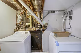 266 W 16th St, Deer Park, NY 11729 - Photo 31