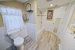 20 Blythe Rd, Ronkonkoma, NY 11779 - Photo 17