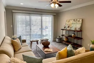 115 Westwood Dr, Westbury, NY 11590 - Photo 7