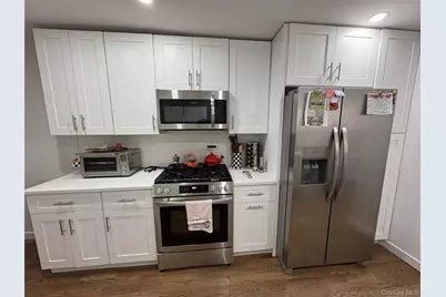 46 Maxwell Avenue, Oyster Bay, NY 11771 - Photo 5