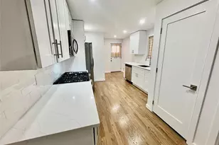 46 Maxwell Ave, Oyster Bay, NY 11771 - Photo 5