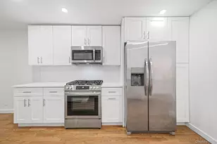 46 Maxwell Ave, Oyster Bay, NY 11771 - Photo 13