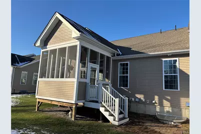 27 Dutch Court, Wappingers Falls, NY 12590 - Photo 17