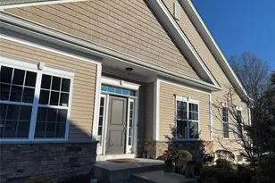 27 Dutch Ct, Wappingers Falls, NY 12590 - Photo 3