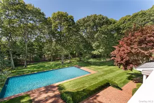 8 Mountain Laurel Ln, Southampton, NY 11968 - Photo 31